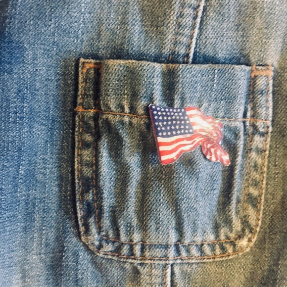 Abercrombie & Fitch distressed denim jacket - Picture 3 of 6